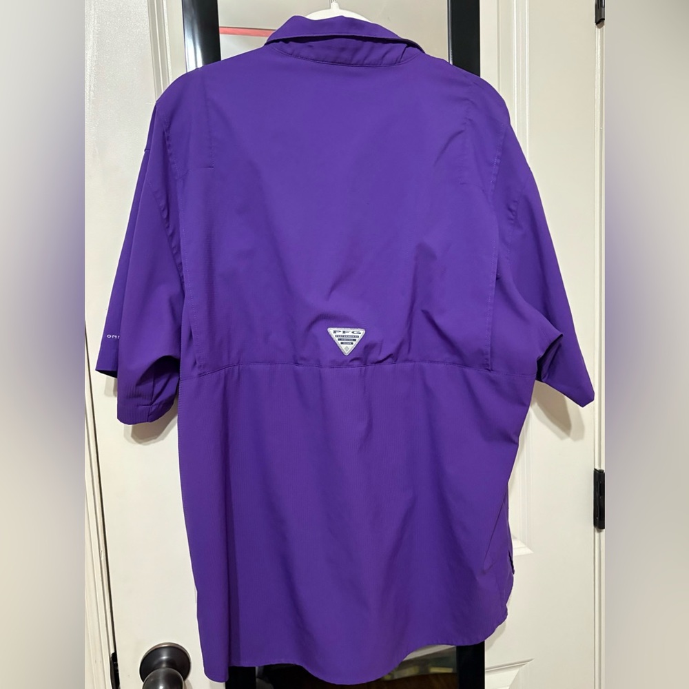 LSU Colombia fishing shirt.